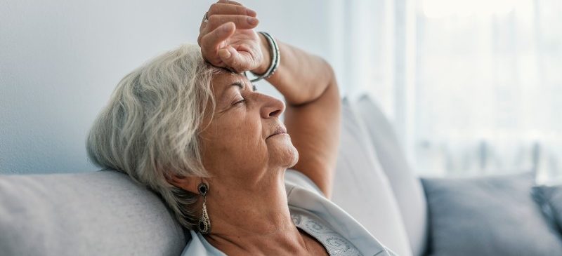Hypersomnolence in an elderly person should raise the alarm!